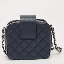 Pre Owned Chanel Navy Blue Quilted Leather Mini CC Box Camera Bag