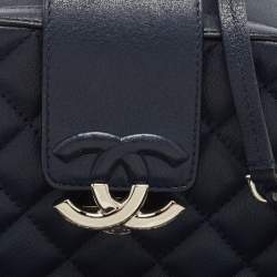 Pre Owned Chanel Navy Blue Quilted Leather Mini CC Box Camera Bag