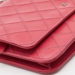 Pre Owned Chanel Pink Quilted Leather WOC Bag