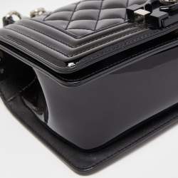 Pre Owned Chanel Black Quilted Patent Leather Small Boy Flap Bag