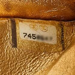 Pre Owned Chanel Metallic Gold Square Quilted Leather Handcuff Clutch