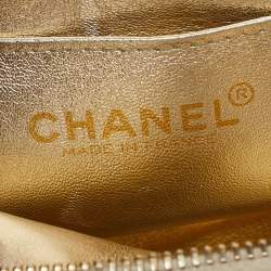 Pre Owned Chanel Metallic Gold Square Quilted Leather Handcuff Clutch