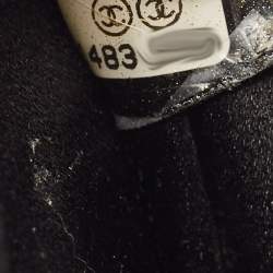 مملوكة مسبقًا Chanel Dark Blue Shimmer Python CC Frame Chain Clutch