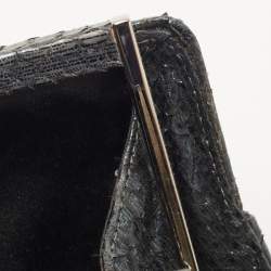 مملوكة مسبقًا Chanel Dark Blue Shimmer Python CC Frame Chain Clutch