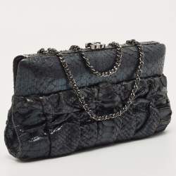 مملوكة مسبقًا Chanel Dark Blue Shimmer Python CC Frame Chain Clutch