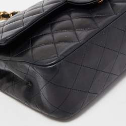 Pre Owned Chanel Black Quilted Lambskin Leather Medium Classic Double Flap Bag