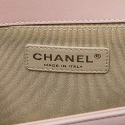 Pre Owned Chanel Peach/Pink Chevron Patent Leather Medium Boy Flap Bag