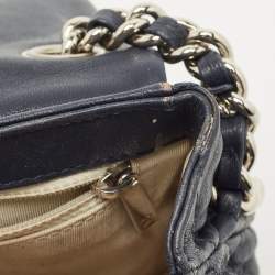 Pre Owned Chanel Navy Blue Quilted Leather CC Chain Around Flap Bag