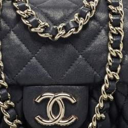 Pre Owned Chanel Navy Blue Quilted Leather CC Chain Around Flap Bag