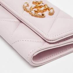 Pre Owned Chanel Pink Quilted Leather 19 Card Case