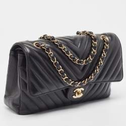 Pre Owned Chanel Black Chevron Lambskin Leather Medium Classic Double Flap Bag