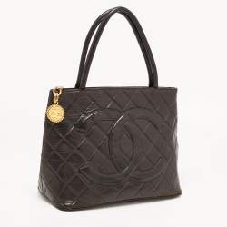 Pre Owned Chanel Black Quilted Leather Medallion Tote
