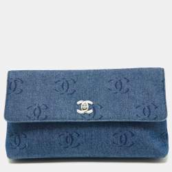 Chanel Blue CC Signature Denim Vintage Clutch at 1stDibs