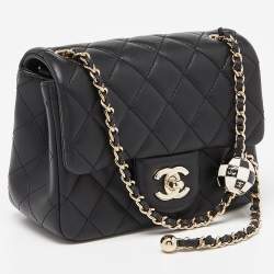 مملوكة مسبقًا Chanel Black Quilted Leather Mini Square Pearl Crush Flap Bag