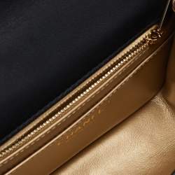 مملوكة مسبقًا Chanel Black Quilted Leather Mini Square Pearl Crush Flap Bag
