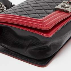 Pre Owned Chanel Black/Red Quilted Leather Medium Boy Flap Bag