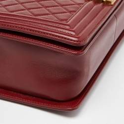 Pre Owned Chanel Red Quilted Leather New Medium Boy Shoulder Bag