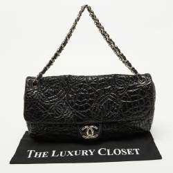 Pre Owned Chanel Black Patent Vinyl Graphic Edge Classic Flap Bag
