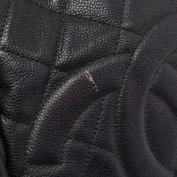 Pre Owned Chanel Black Quilted Caviar Leather Zip Expandable Shoulder Bag
