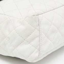 Pre Owned Chanel White Quilted Caviar Leather Maxi Vintage Classic Single Flap Bag