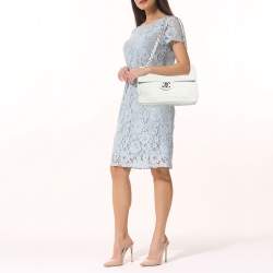 Pre Owned Chanel White Quilted Caviar Leather Maxi Vintage Classic Single Flap Bag