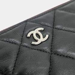 Pre Owned Chanel Black Leather Large O Case