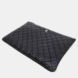 Pre Owned Chanel Black Leather Large O Case