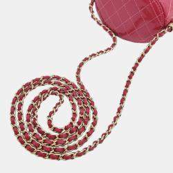 مملوكة مسبقًا Chanel Red Patent Leather Mini Vanity Case Shoulder Bag