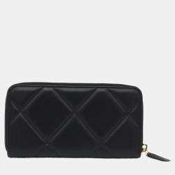 Chanel Black Leather 19 Continental Wallet