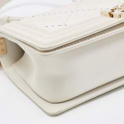 Pre Owned Chanel White Stitch Quilted Leather Medium Boy Flap Bag