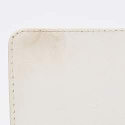 Pre Owned Chanel White Stitch Quilted Leather Medium Boy Flap Bag