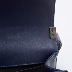 Pre Owned Chanel Navy Blue/Black Leather Medium Boy Flap Bag