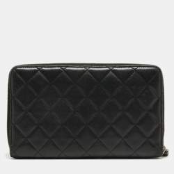 Pre Owned Chanel Black Quilted Leather Zip Around Classic Organizer