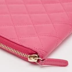 Pre Owned Chanel Pink Quilted Leather Zip Around Organizer Wallet 