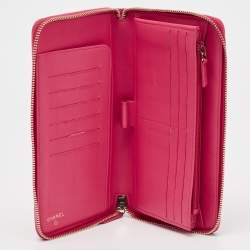 Pre Owned Chanel Pink Quilted Leather Zip Around Organizer Wallet 