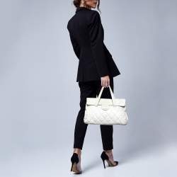 Pre Owned Chanel White Quilted Leather Hidden Chain Flap Bag