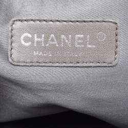 Pre Owned Chanel White Quilted Leather Hidden Chain Flap Bag