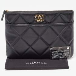 Pre Owned Chanel Black Leather 19 O Case Clutch