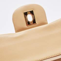 Pre Owned Chanel Beige Quilted Leather Small Classic Double Flap Bag