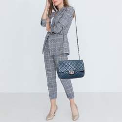 Pre Owned Chanel Blue Quilted Lambskin Leather Jumbo Classic Single Flap Bag