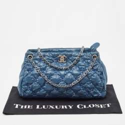 Pre Owned Chanel Blue Quilted Nylon and Tweed Ultra Stitch Bubble Tote