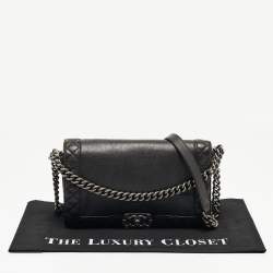 Pre Owned Chanel Black Leather Medium Boy Reverso Bag