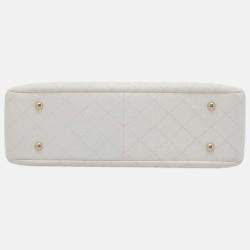 مملوكة مسبقًا Chanel White Leather CC Tote