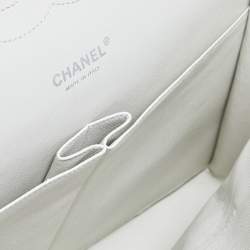 Pre Owned Chanel Off White Quilted Caviar Leather Maxi Classic Double Flap Bag