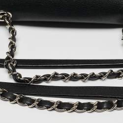 Pre Owned Chanel Black Quilted Leather Small CC Box Flap Bag