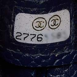 Pre Owned Chanel Blue Quilted Caviar Leather Business Affinity Camera Chain Bag