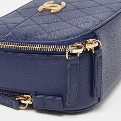 Pre Owned Chanel Blue Quilted Caviar Leather Business Affinity Camera Chain Bag