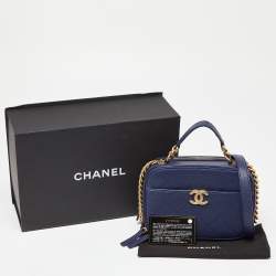 Pre Owned Chanel Blue Quilted Caviar Leather Business Affinity Camera Chain Bag