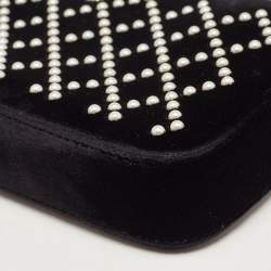 Pre Owned Chanel Black Quilted Pearl Velvet Double Zip Clutch Bag
