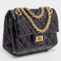 Pre Owned Chanel Black Quilted Patent Leather Reissue 2.55 Classic 224 Flap Bag